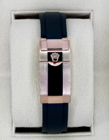 Daytona 2025 Assembled 40mm 116515LN Rose Gold Oysterflex White Dial