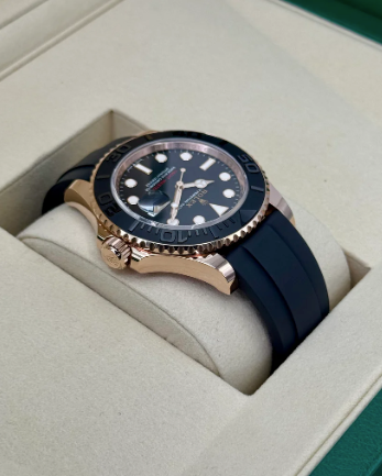NEW 2025 Yacht-Master Assembled (100) 40mm 126655 Rose Gold Oysterflex Black Dial