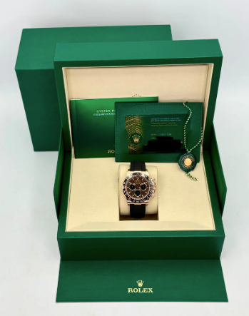 NUOVO 2025 Daytona Assemblato 40mm 126515LN Oro rosa Cinturino Oysterflex Quadrante cioccolato