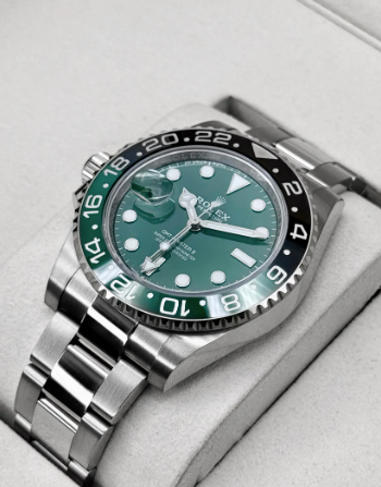 NOUVEAU 2025 GMT-Master II Assemblé (100) "Sprite" Cadran Vert 40mm 126729VTNR Oyster Plaqué Or