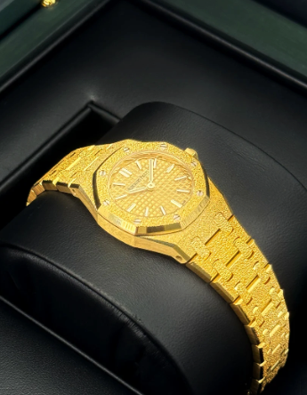AP Assembled 90% Royal Oak 23mm mini frosted gold-plated