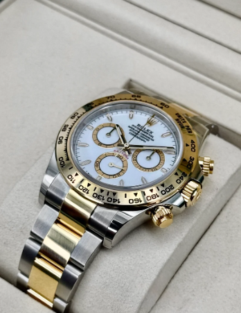 Daytona Assembled (100) 40mm 126503 Tow-Tone White Dial