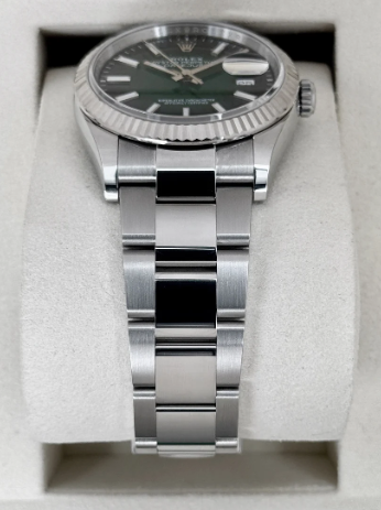 NEW 2026 Datejust Assembled (100) 36mm 126234 Stainless Steel Oyster Green Ombre Dial