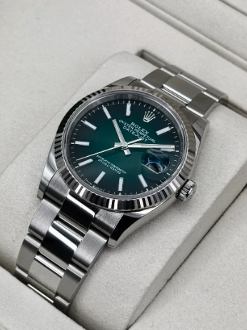 NEW 2026 Datejust Assembled (100) 36mm 126234 Stainless Steel Oyster Green Ombre Dial