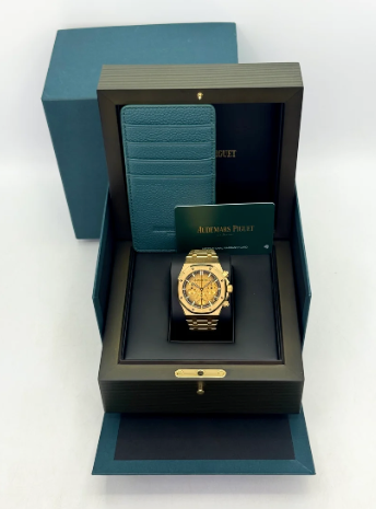 AP Assemblato al 90% Royal Oak Chronograph 41mm 26240BA Quadrante dorato