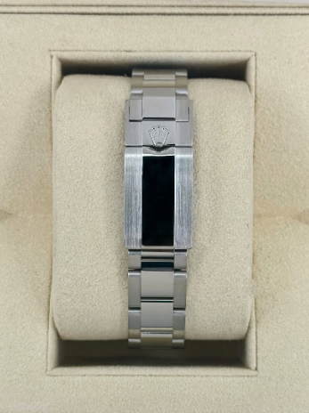 Yacht-Master Assembled (100) 37mm 268622 Stainless Steel Rhodium Dial