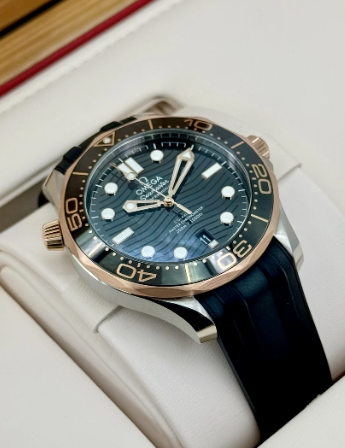 OM Seamaster Diver 300M 42mm 210.22.42.20.01.002 Black Dial