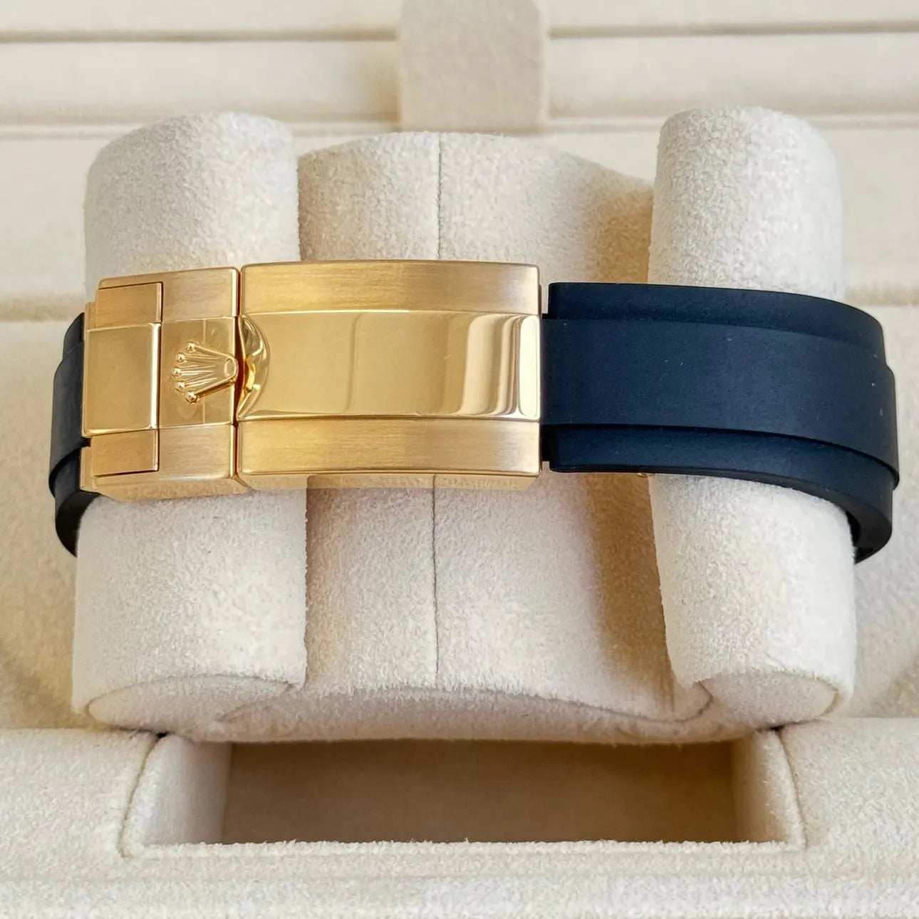 Daytona Assembled (100) 40mm Laminated Yellow gold18k "Tiger" Black Oysterflex Strap 116588TBR