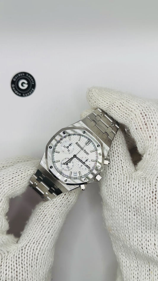 Royal assembled 100% Oak Chronograph 41mm 26240ST White Dial