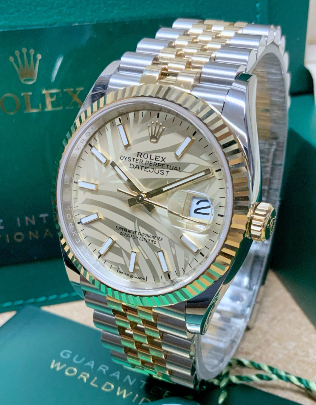 Rolex Assembled Datejust 36mm 126233 Palm Motif Dial Gordon Luxury