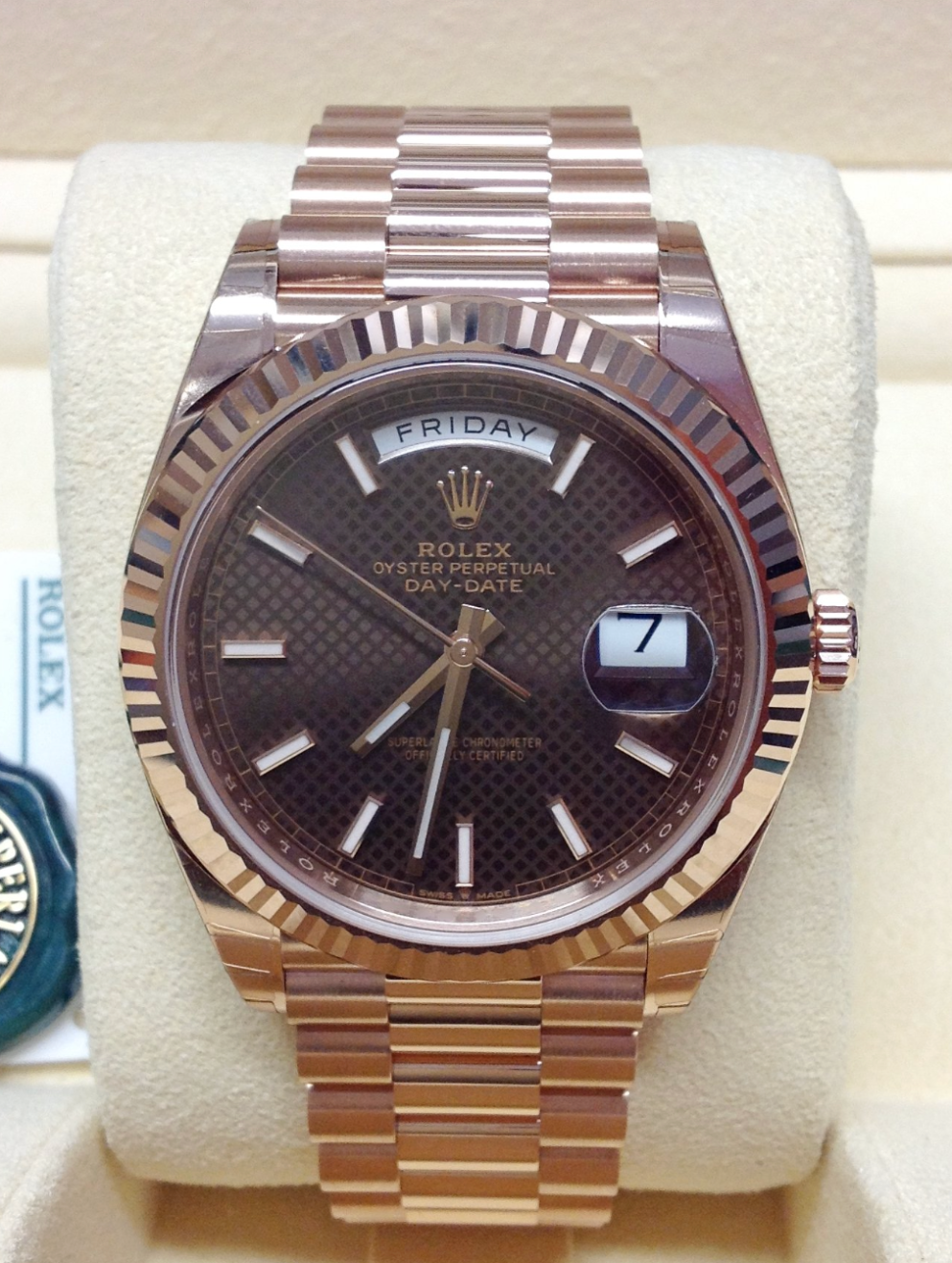 Assembled 80 Day-Date 40 ref. 228235 color Rose Gold choco diagonal dial