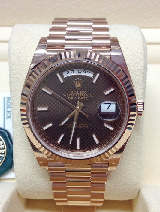 Assembled 80 Day-Date 40 ref. 228235 color Rose Gold choco diagonal dial