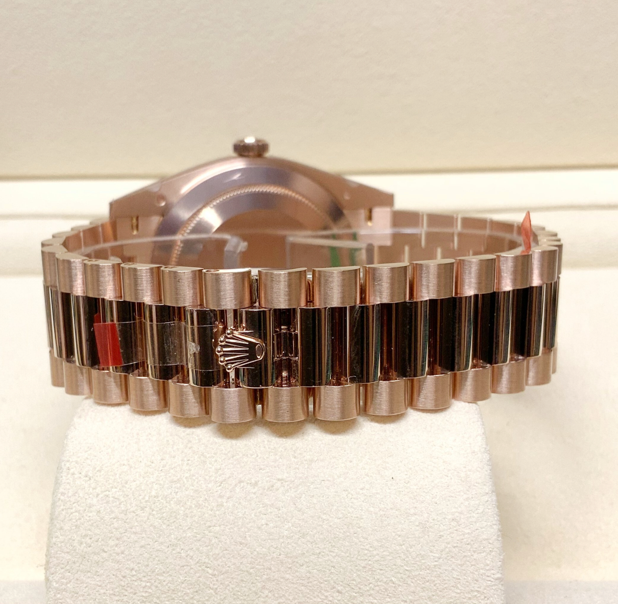 Assembled 80 Day-Date 40 ref. 228235 Color Rose Gold sundust dial