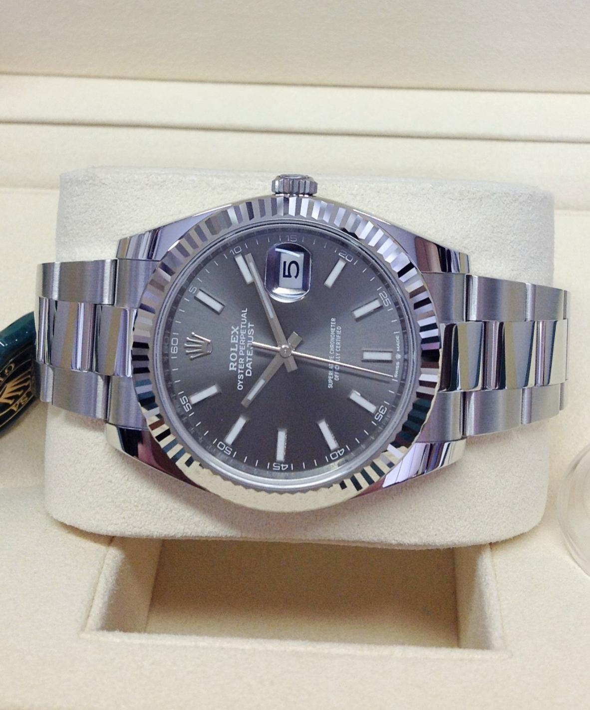 Assembled 80 Datejust 126334 Rhodium Dial